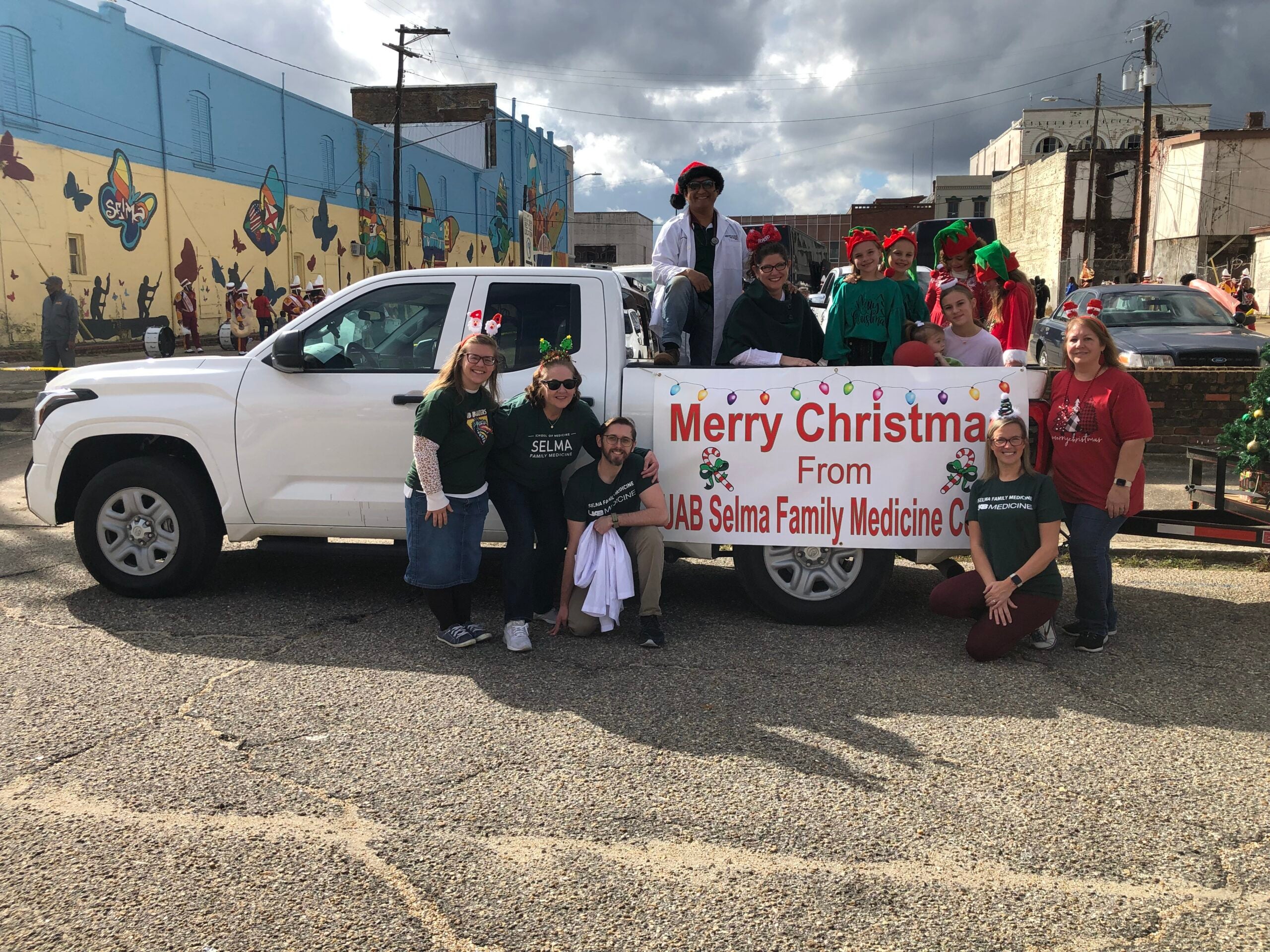 Selma holds annual Christmas Parade The Selma Times‑Journal The